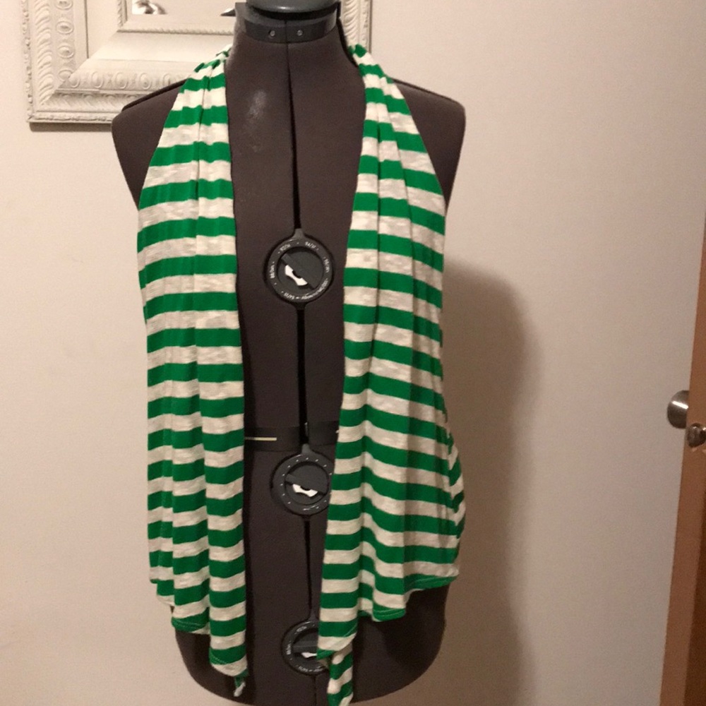 Rue 21 Sleeveless shrug